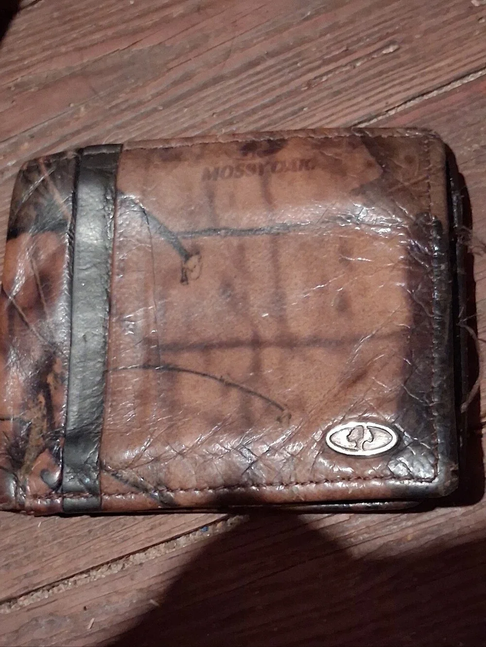 Mossy Oak Brown Leather Men's Bi-Fold Wallet with Black Accent